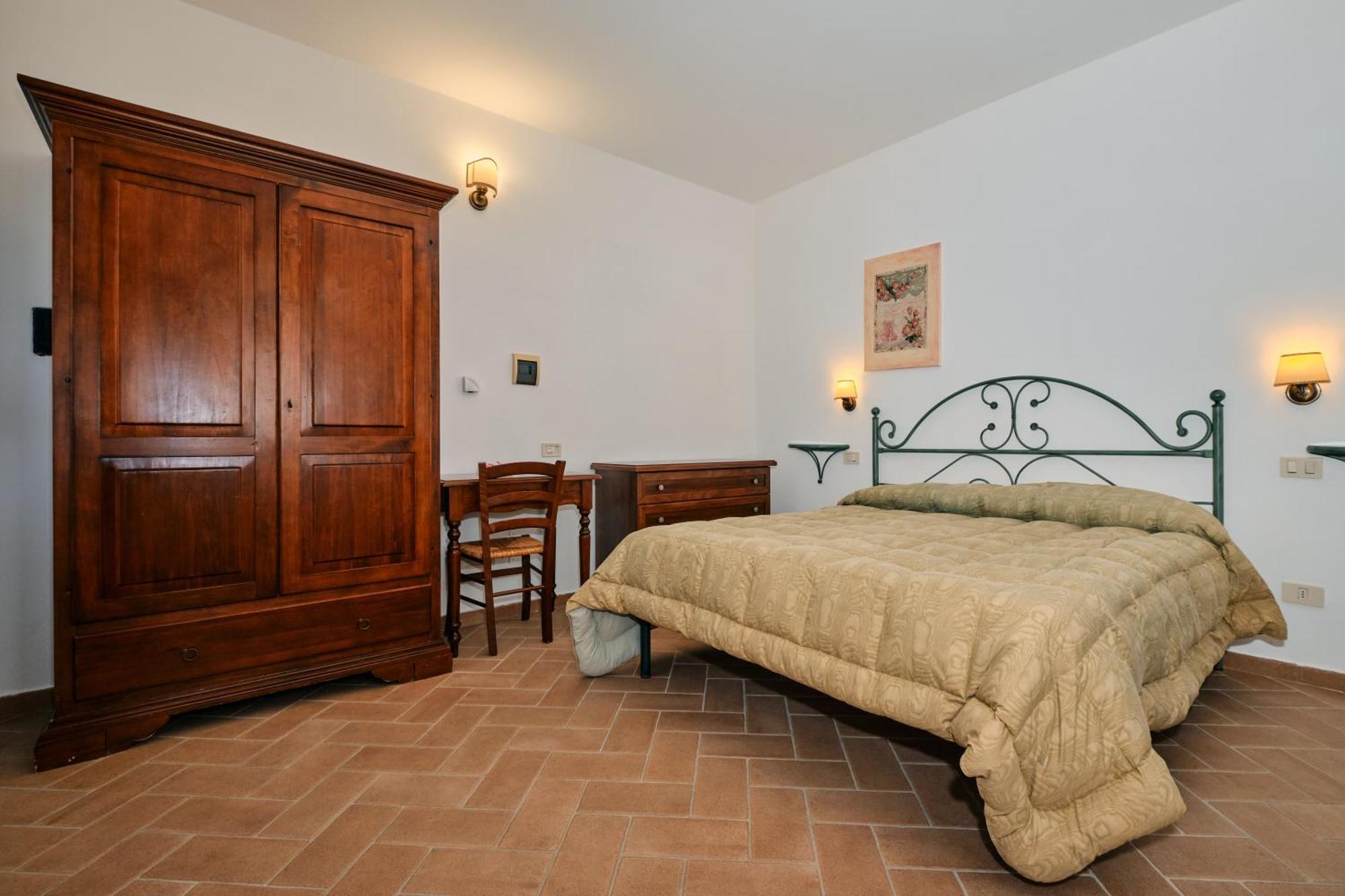 8380 Agriturismo Il Saragiolo Manciano Eksteriør billede