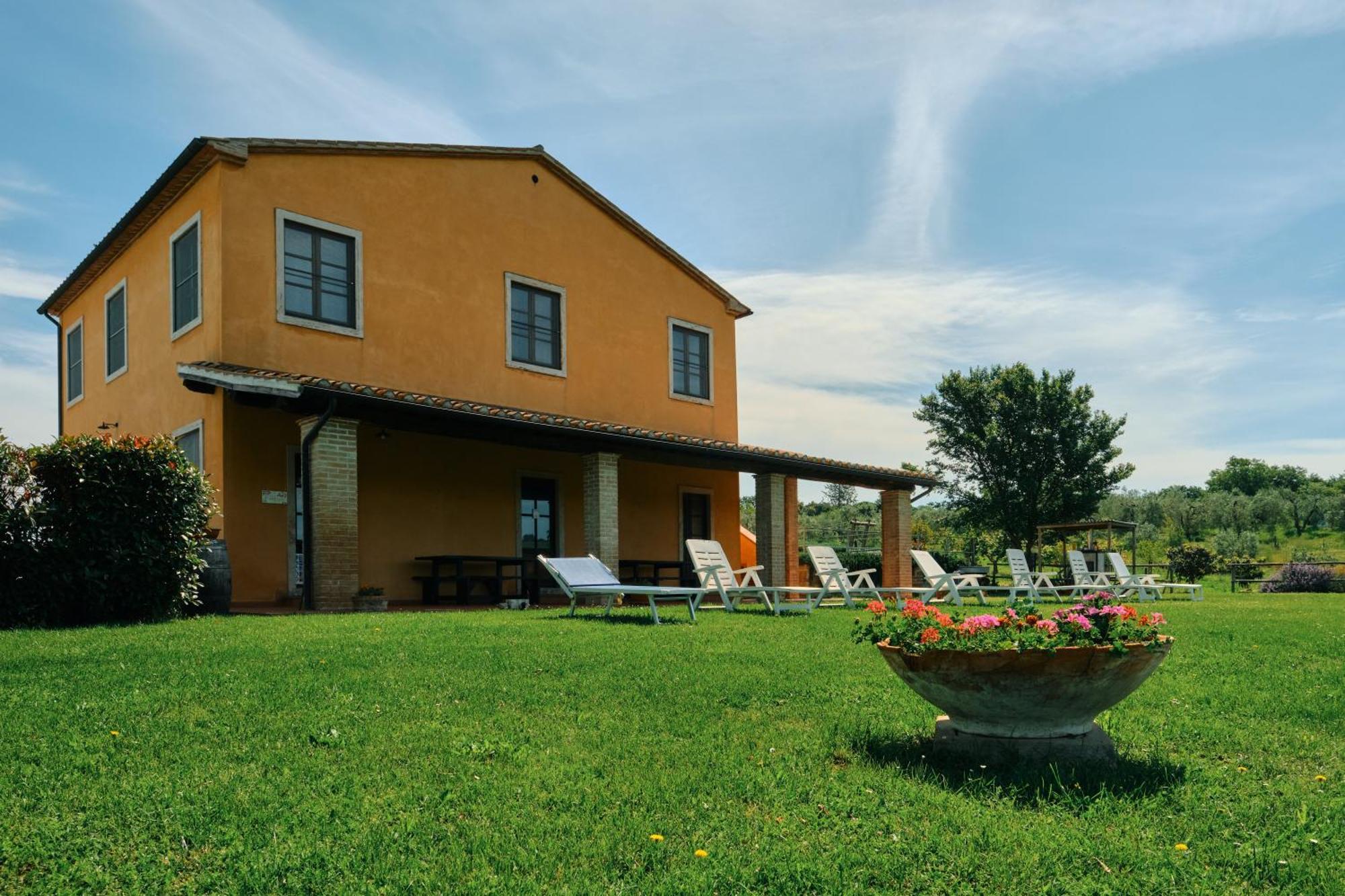 8380 Agriturismo Il Saragiolo Manciano Eksteriør billede