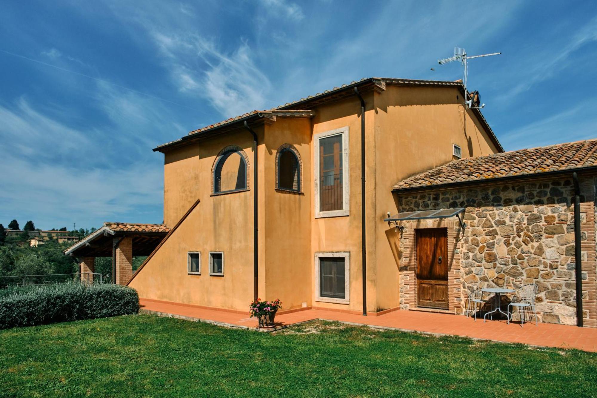 8380 Agriturismo Il Saragiolo Manciano Eksteriør billede